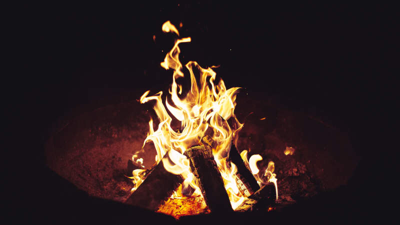 Fire Pits: Ideas for Creating a Cozy Backyard Gathering Space